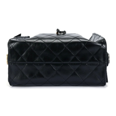 Leather shoulder bag