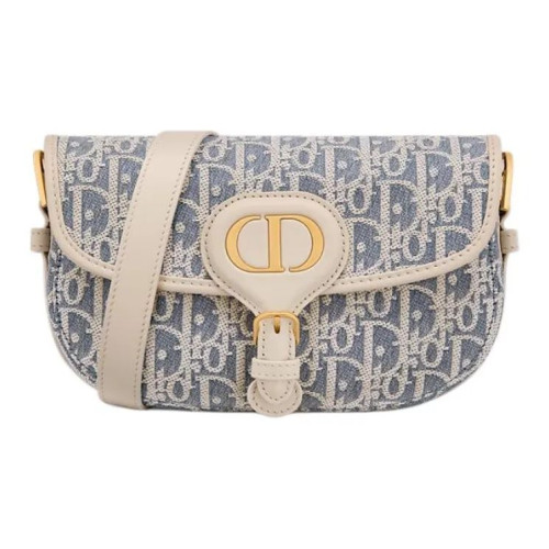 Buckle shoulder bag